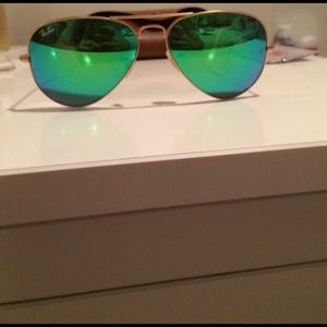 Polarized - gold and green flash aviator Ray-Bans