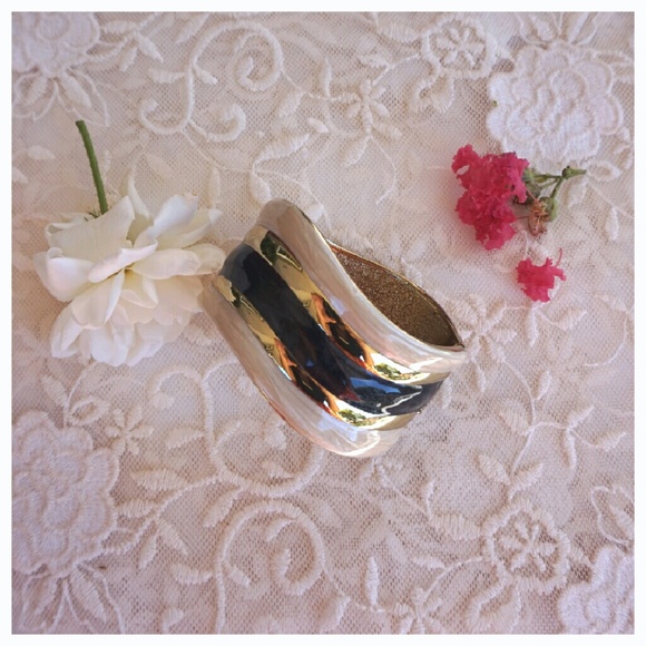 White, Black, and Gold Toned Wavy Bangle