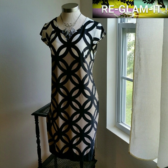 ROZ & ALI Dresses & Skirts - HOST PICK.08 /14 /16.. .ROZ & ALI ..DRESS