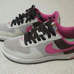 Women's Air Force 1