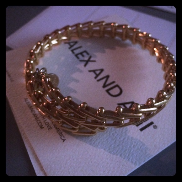 shiny gold gypsy wrap