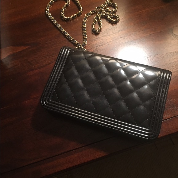 Authentic- Small Chanel Patent Leather Flap Bag - Picture 3 of 4