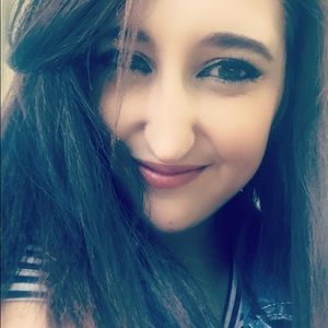 Meet your Posher, Savannah