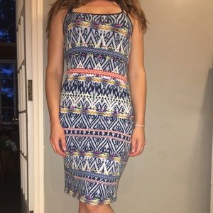 Wild patterned form fitting dress 💜❤️