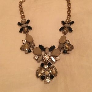 🎉HOLIDAY MARKDOWN JCrew Crystal Necklace