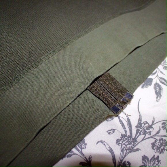 JUICY COUTURE โ GREEN TRACK KNIT JACKET - Picture 3 of 4