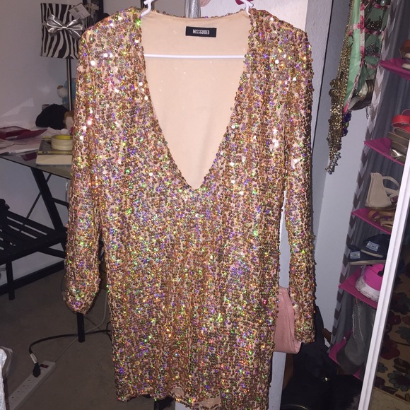 Long Sleeve Deep Plunge Misguided Dress - Picture 3 of 4