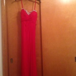 Hailey Logan Red Prom Dress