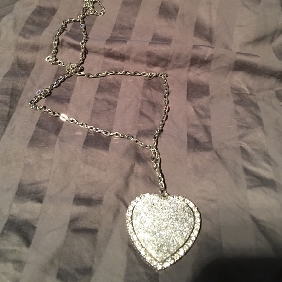 Forever 21 Sparkling Heart Necklace