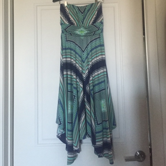 Soma strapless asymmetrical dress w/built in bra. - Picture 1 of 4