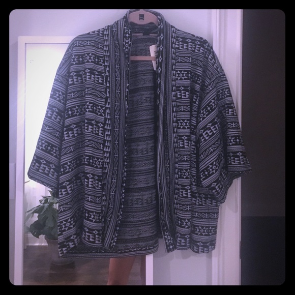 Black and white kimono