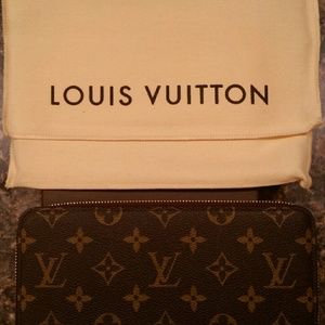 Louis Vuitton Zippy Organizer