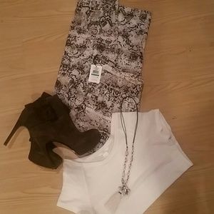 Calvin Klein Pants - NWT