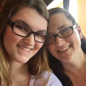 Meet your Posher, Caitlyn