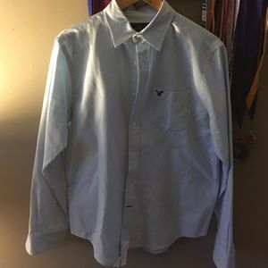 American Eagle button down long sleeve shirt