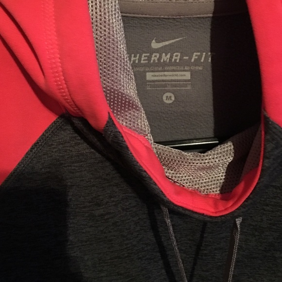 Nike hoodie🚫⛔️SOLD⛔️🚫 - Picture 3 of 3
