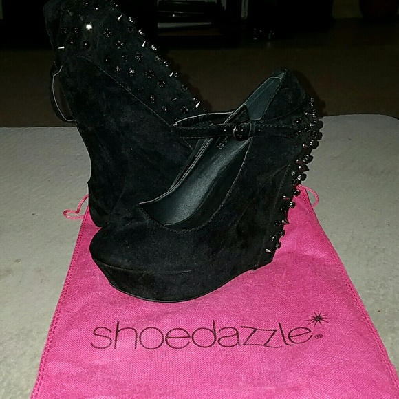 Paint The Town Wedges ??????