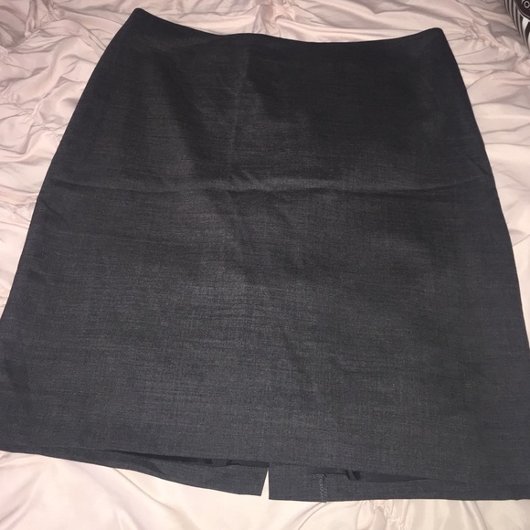 Theory Dresses & Skirts - Theory Pencil Skirt ON SALE