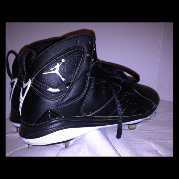 Jordan 7 metal baseball cleats