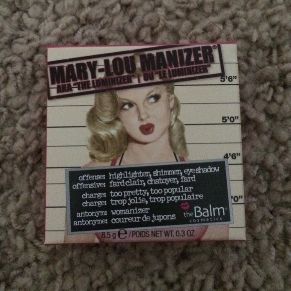 theBalm Mary-Lou Manizer highlight