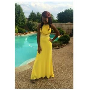 Meet your Posher, Noni