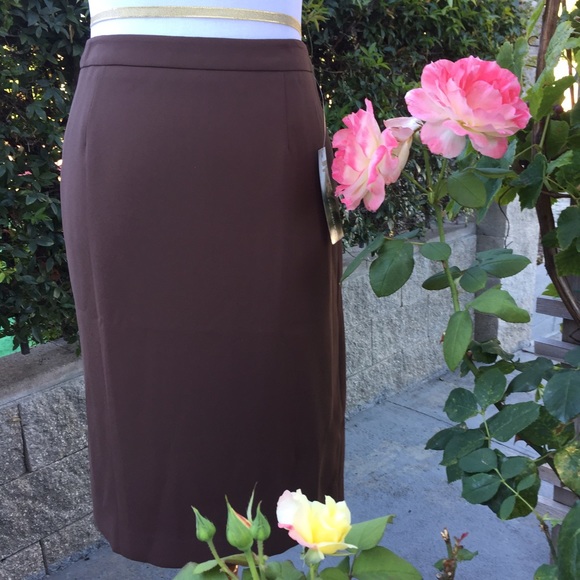 NWT Suit skirt
