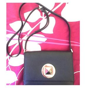 Like NEW Kate spade cross body purse