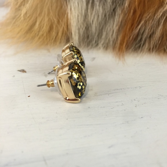 ✨Black & gold glitter stud earrings - Picture 4 of 4