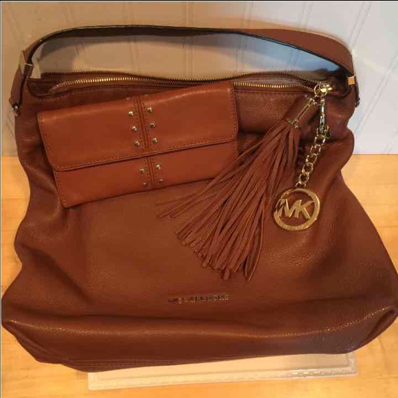 Michael Kors Handbags - Michael Kors Weston Bag & Wallet