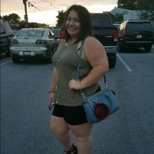 Meet your Posher, Anastasia