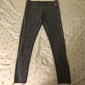VICTORIA'S SECRET PINK YOGA LEGGINGS SIZE MEDUIM
