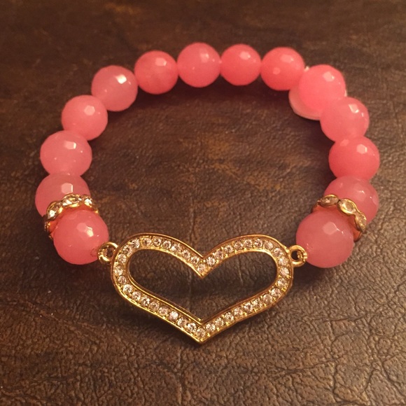 Pink stretch heart rhinestone bracelet
