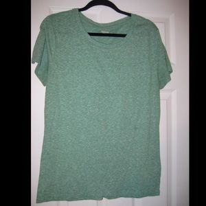 Green cotton short sleeve tshirt
