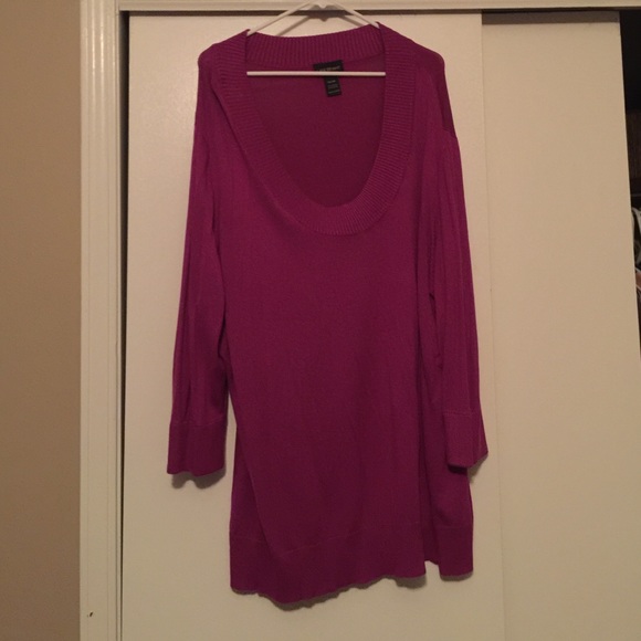 3/4 length sleeve scoop neck sweater