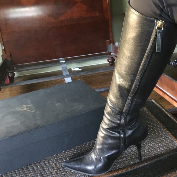 Giuseppe Zanotti black boots.