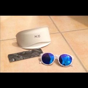 AQS Daisy Sunglasses