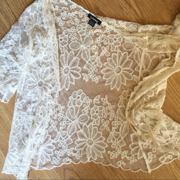 Shawl cover up top