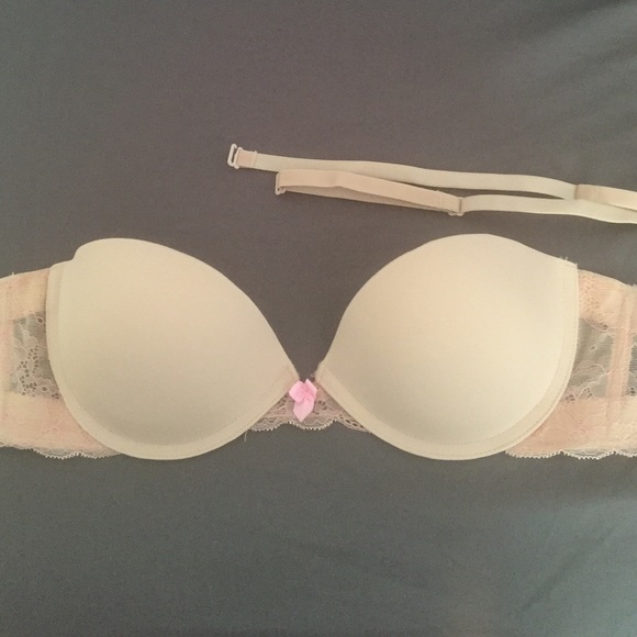 Nude Bra with removable straps