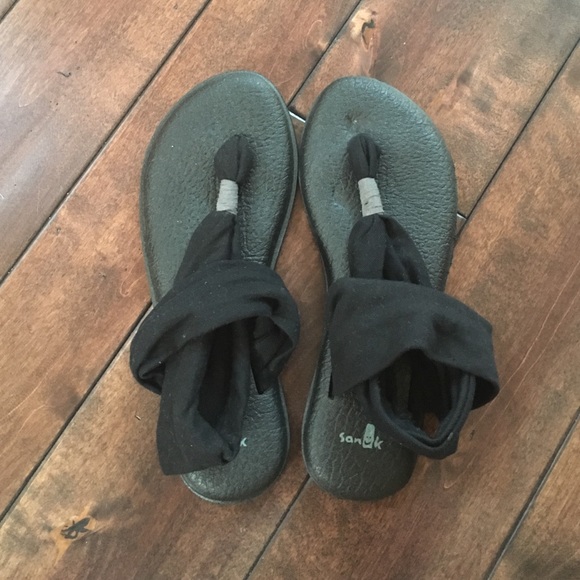 Sanuk sandals