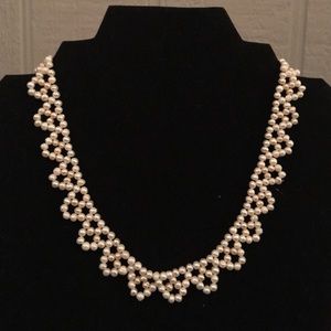 Vintage 1950s pearly necklace