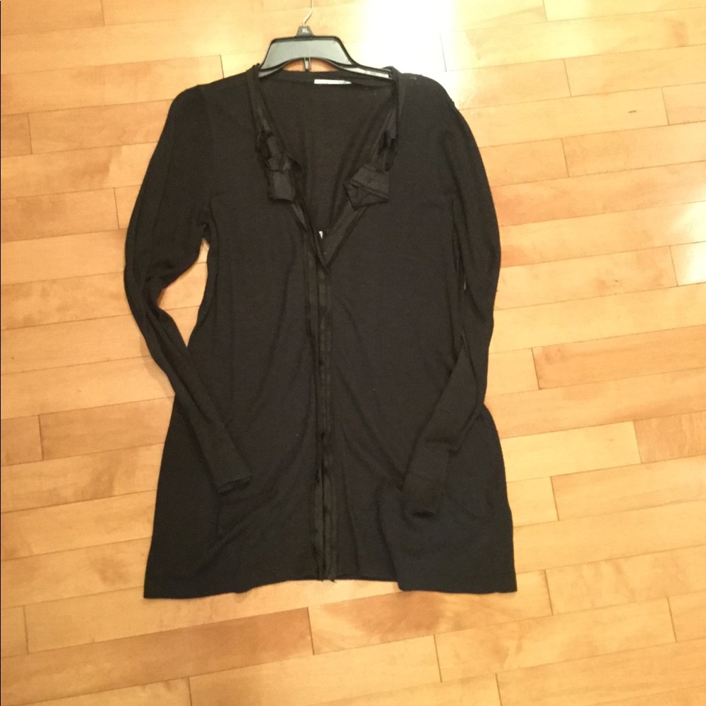 T Tahari long cardigan with zipper front