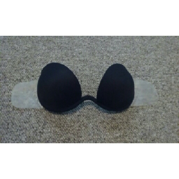 Convertible backless bra 34A