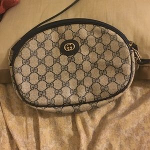 Authentic vintage Gucci cross body bag