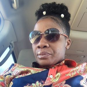 Meet your Posher, Mushiya