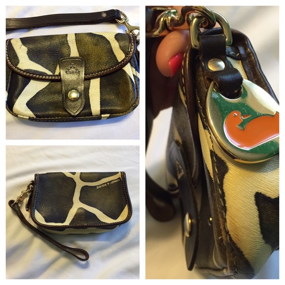 🎀SOLD🎀 Dooney & Bourke Wristlet
