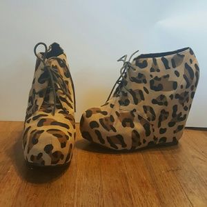 Leopard platform booties