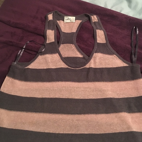 Milly - Picture 2 of 4