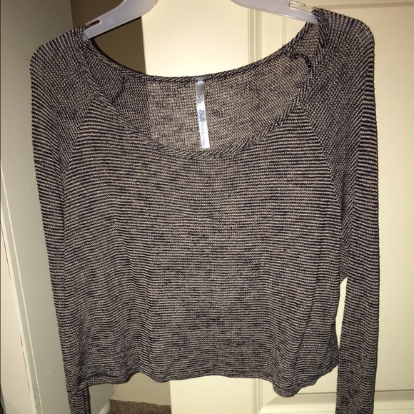 tan and brown crop sweater