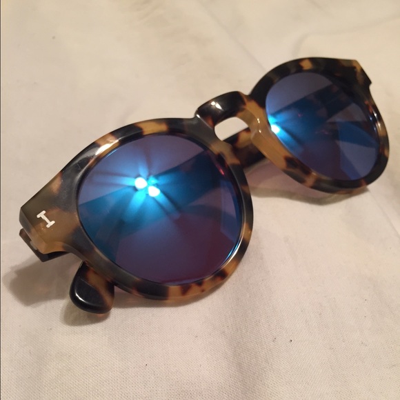 Illesteva Leonard Blue Lens Sunglasses