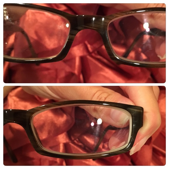 SOLD---100% authentic Versace reading glasses - Picture 2 of 4